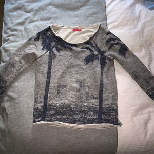 Pullover Sweatshirt with Beach design